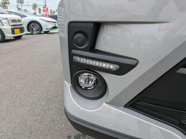 トヨタ ライズ　ハイブリッド ハイブリッド １．２ Ｚ R8年 (九州・沖縄) 99