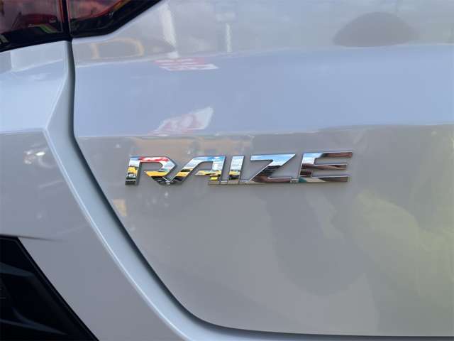 トヨタ ライズ　ハイブリッド ハイブリッド １．２ Ｚ R8年 (九州・沖縄) 99