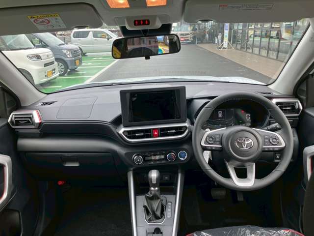 トヨタ ライズ　ハイブリッド ハイブリッド １．２ Ｚ R8年 (九州・沖縄) 99