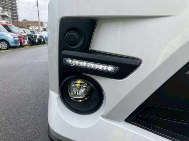 トヨタ ライズ　ハイブリッド ハイブリッド １．２ Ｚ R8年 (九州・沖縄) 99