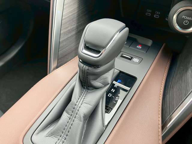 トヨタ ハリアー　ハイブリッド ２．５ ハイブリッド Ｇ R8年 (九州・沖縄) 99
