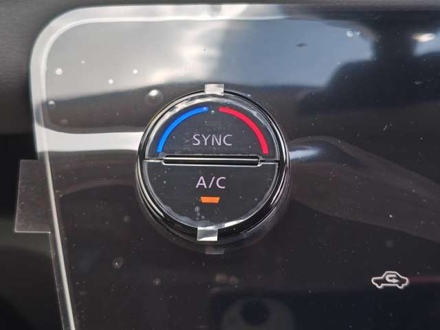日産 セレナ １．４ Ｅ－ＰＯＷＥＲ ハイウェイスターＶ R8年 (九州・沖縄) 99