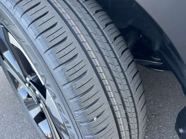 ダイハツ ロッキー １．２ プレミアム Ｇ ＨＥＶ R8年 (九州・沖縄) 99