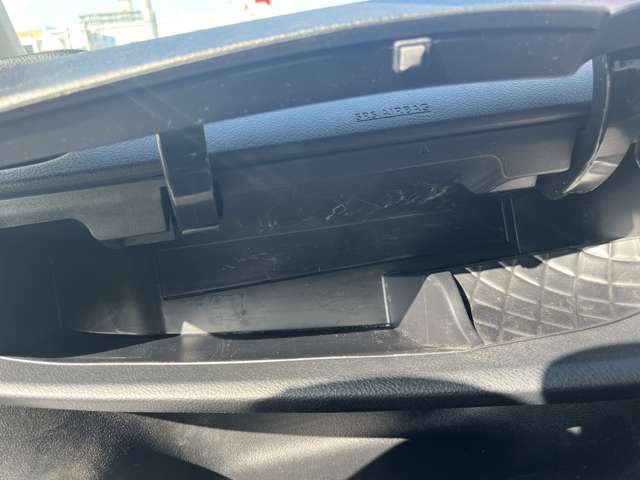 トヨタ シエンタ １．５ Ｇ セーフティ エディション R3年 (九州・沖縄) 99