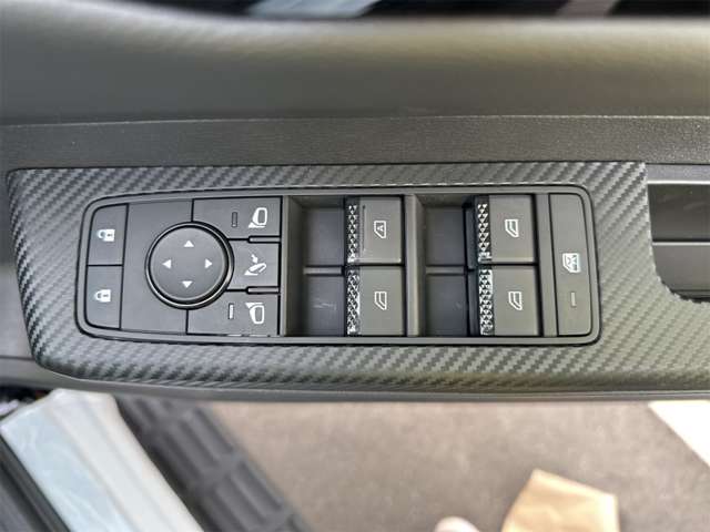 三菱 トライトン ２．４ ＧＳＲ ディーゼルターボ ４ＷＤ R7年 (九州・沖縄) 99