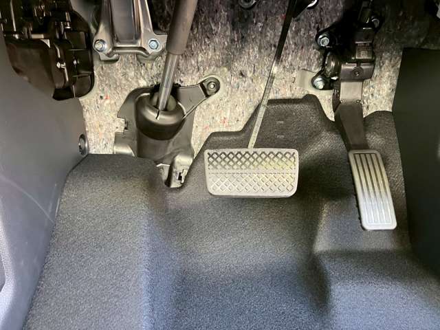 ホンダ Ｎ　ＢＯＸ ６６０ ファッションスタイル ２トーン R8年 (九州・沖縄) 99