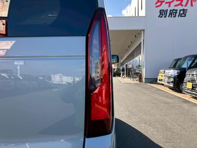 ホンダ Ｎ　ＢＯＸ ６６０ ファッションスタイル ２トーン R8年 (九州・沖縄) 99