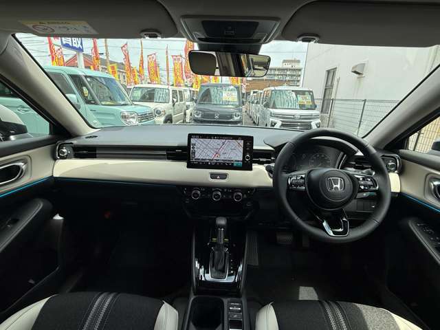 ホンダ ヴェゼル １．５ Ｅ：ＨＥＶ Ｚ プレイパッケージ R8年 (九州・沖縄) 99
