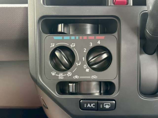 トヨタ ルーミー １．０ Ｘ R8年 (九州・沖縄) 99