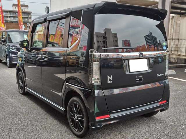 ホンダ Ｎ　ＢＯＸ ６６０ カスタムＧ ＳＳパッケージ ブラックスタイル H29年 (九州・沖縄) 99