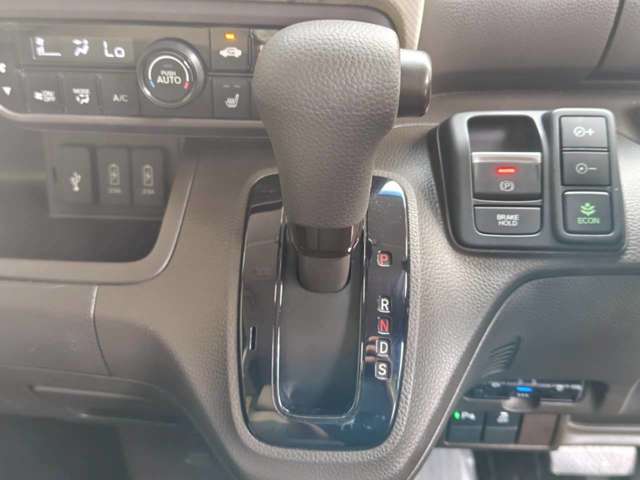 ホンダ Ｎ　ＢＯＸ ６６０ Ｌ R5年 (九州・沖縄) 99