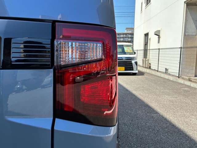三菱 デリカ　Ｄ：５ ２．２ Ｐ ディーゼルターボ ４ＷＤ R8年 (九州・沖縄) 99