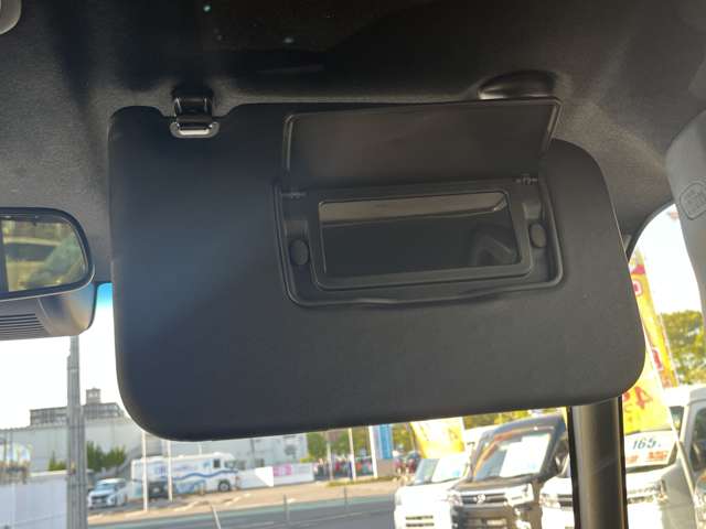 ホンダ Ｎ　ＢＯＸ カスタム ６６０ Ｌ R4年 (九州・沖縄) 99