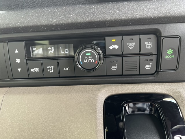 ホンダ Ｎ　ＢＯＸ ジョイ ６６０ ２トーン R8年 (九州・沖縄) 99
