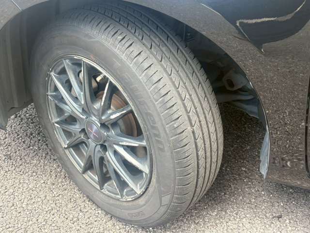 トヨタ ヴィッツ １．０ Ｆ セーフティ エディションＩＩＩ R1年 (九州・沖縄) 99