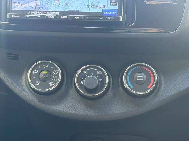 トヨタ ヴィッツ １．０ Ｆ セーフティ エディションＩＩＩ R1年 (九州・沖縄) 99