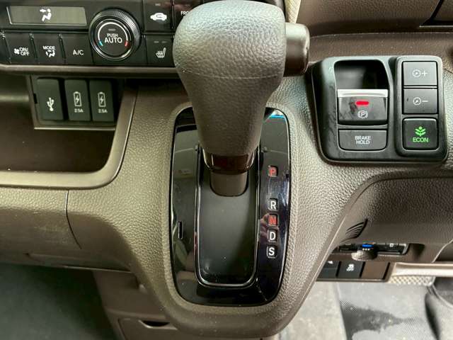 ホンダ Ｎ　ＢＯＸ ６６０ Ｌ R5年 (九州・沖縄) 99
