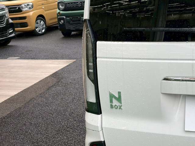 ホンダ Ｎ　ＢＯＸ カスタム ６６０ ターボ R8年 (九州・沖縄) 99