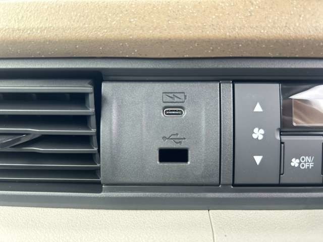ホンダ Ｎ　ＢＯＸ ６６０ R8年 (九州・沖縄) 99