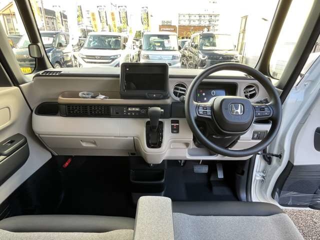 ホンダ Ｎ　ＢＯＸ ６６０ R8年 (九州・沖縄) 99