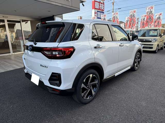 ダイハツ ロッキー １．２ プレミアム Ｇ ＨＥＶ R8年 (九州・沖縄) 99