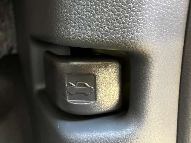 ホンダ Ｎ　ＢＯＸ ６６０ ファッションスタイル ２トーン R8年 (九州・沖縄) 99