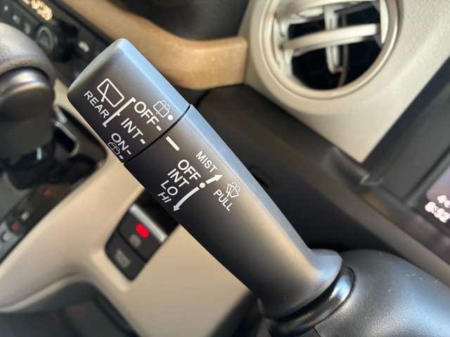 ホンダ Ｎ　ＢＯＸ ６６０ ファッションスタイル ２トーン R8年 (九州・沖縄) 99
