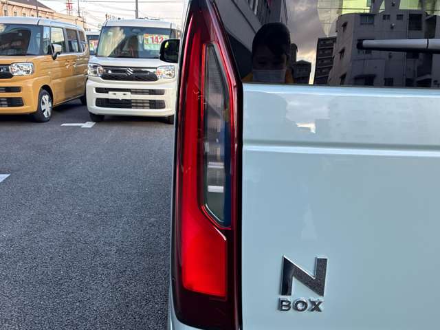 ホンダ Ｎ　ＢＯＸ ６６０ ファッションスタイル ２トーン R8年 (九州・沖縄) 99