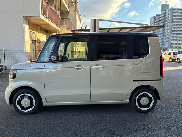 ホンダ Ｎ　ＢＯＸ ６６０ ファッションスタイル ２トーン R8年 (九州・沖縄) 99