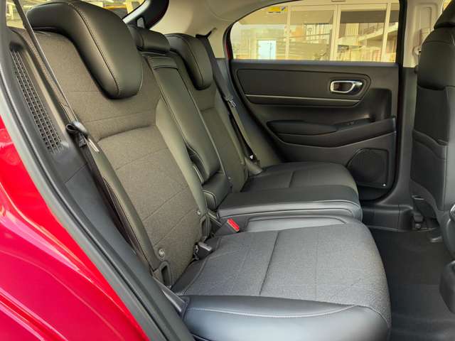 ホンダ ヴェゼル １．５ Ｅ：ＨＥＶ Ｚ R8年 (九州・沖縄) 99