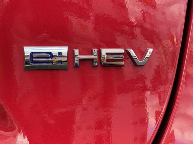 ホンダ ヴェゼル １．５ Ｅ：ＨＥＶ Ｚ R8年 (九州・沖縄) 99