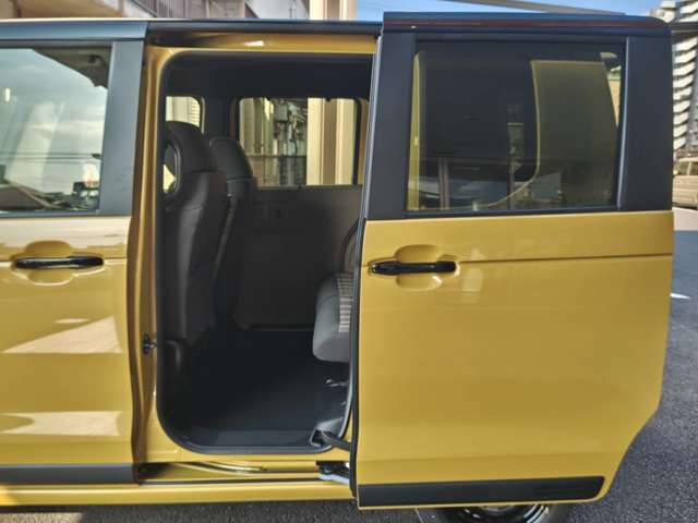 ホンダ Ｎ　ＢＯＸ ジョイ ６６０ ２トーン R7年 (九州・沖縄) 99