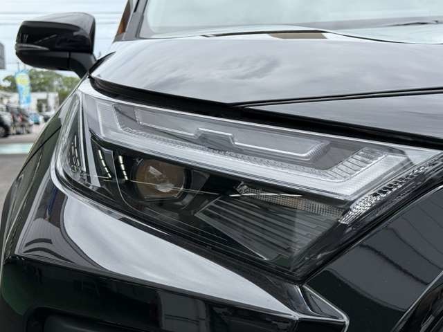トヨタ ＲＡＶ４ ２．５ ハイブリッド アドベンチャー Ｅ－ＦＯＵＲ ４ＷＤ R7年 (九州・沖縄) 99