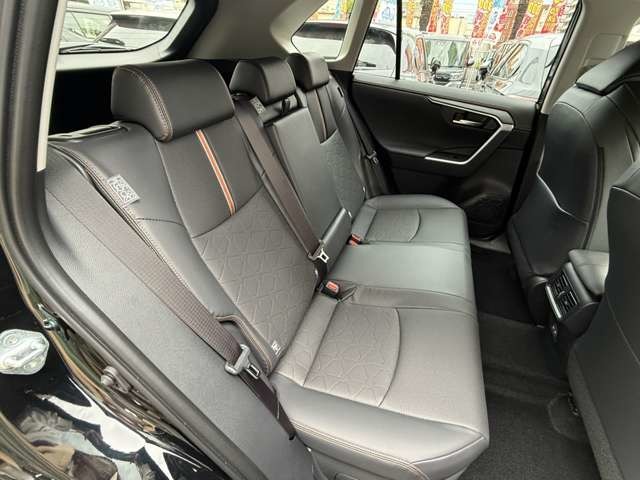 トヨタ ＲＡＶ４ ２．５ ハイブリッド アドベンチャー Ｅ－ＦＯＵＲ ４ＷＤ R7年 (九州・沖縄) 99