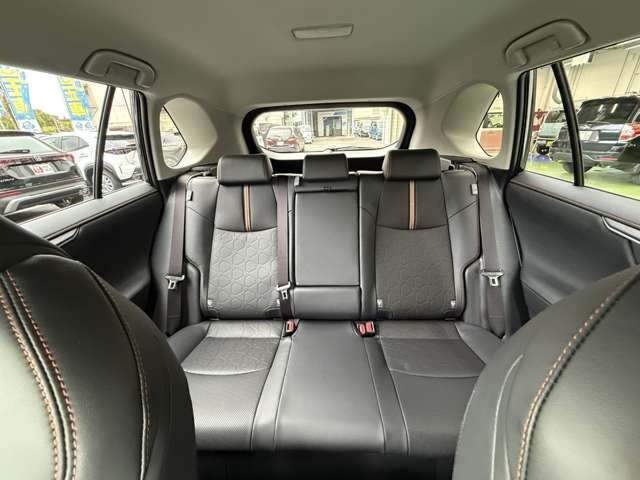 トヨタ ＲＡＶ４ ２．５ ハイブリッド アドベンチャー Ｅ－ＦＯＵＲ ４ＷＤ R7年 (九州・沖縄) 99