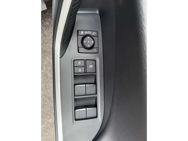 トヨタ ＲＡＶ４ ２．５ ハイブリッド アドベンチャー Ｅ－ＦＯＵＲ ４ＷＤ R7年 (九州・沖縄) 99