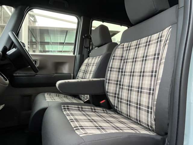 ホンダ Ｎ　ＢＯＸ ジョイ ６６０ ２トーン R7年 (九州・沖縄) 99
