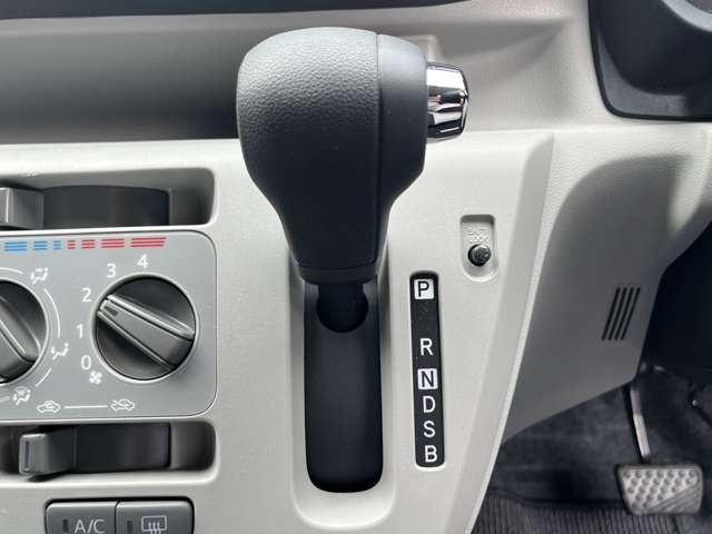 ダイハツ ミラ　イース ６６０ Ｘ ＳＡＩＩＩ R6年 (九州・沖縄) 99
