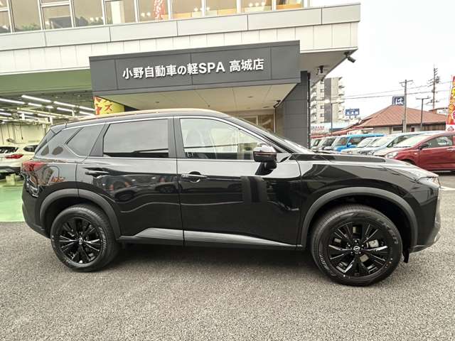 日産 エクストレイル １．５ Ｘ Ｅ－４ＯＲＣＥ ９０周年記念車 ４ＷＤ R7年 (九州・沖縄) 99