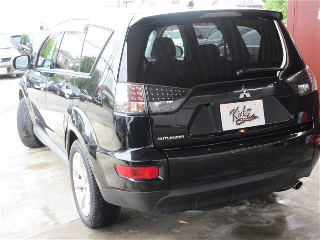 三菱 アウトランダー ２．４ ２４Ｇ ４ＷＤ H23年 (関東) 99