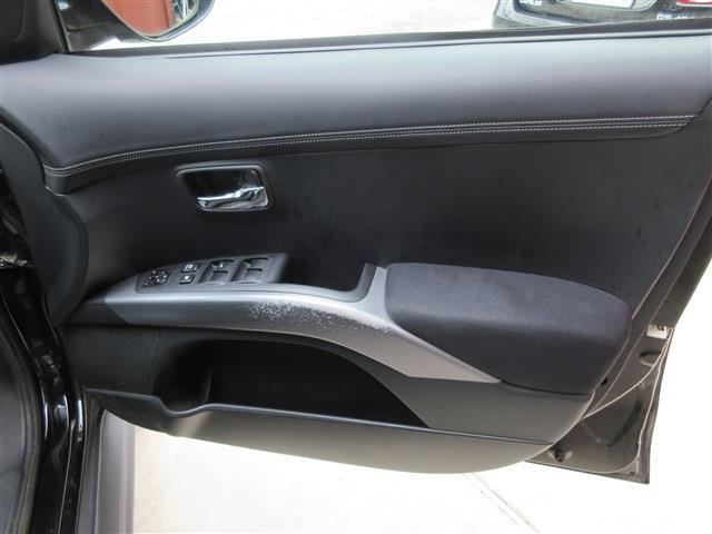 三菱 アウトランダー ２．４ ２４Ｇ ４ＷＤ H23年 (関東) 99