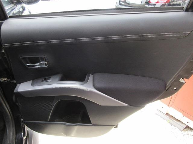三菱 アウトランダー ２．４ ２４Ｇ ４ＷＤ H23年 (関東) 99