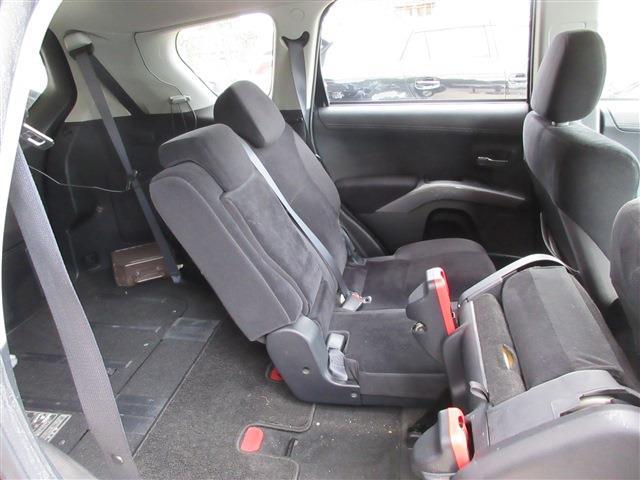 三菱 アウトランダー ２．４ ２４Ｇ ４ＷＤ H23年 (関東) 99