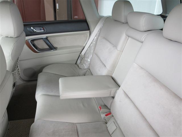 スバル レガシィアウトバック ３．０ Ｒ Ｌ．Ｌ．ＢＥＡＮエディション ４ＷＤ H17年 (関東) 99