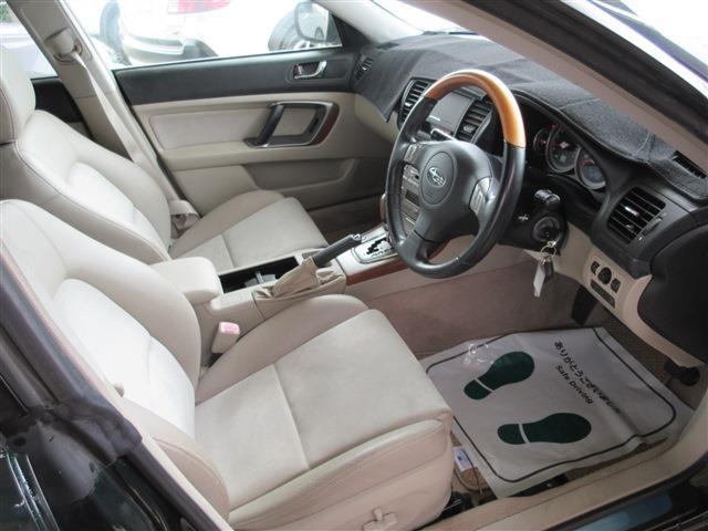 スバル レガシィアウトバック ３．０ Ｒ Ｌ．Ｌ．ＢＥＡＮエディション ４ＷＤ H17年 (関東) 99