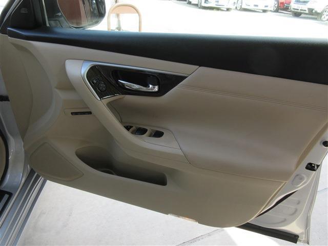 日産 ティアナ ２．５ ＸＶ H27年 (関東) 99