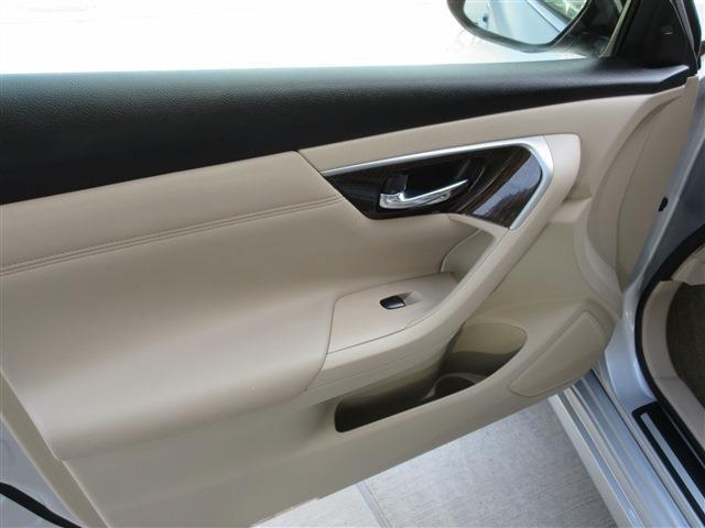 日産 ティアナ ２．５ ＸＶ H27年 (関東) 99