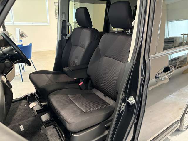 スズキ スペーシア ６６０ カスタム Ｚ デュアルカメラブレーキサポート装着車 H29年 (関東) 99
