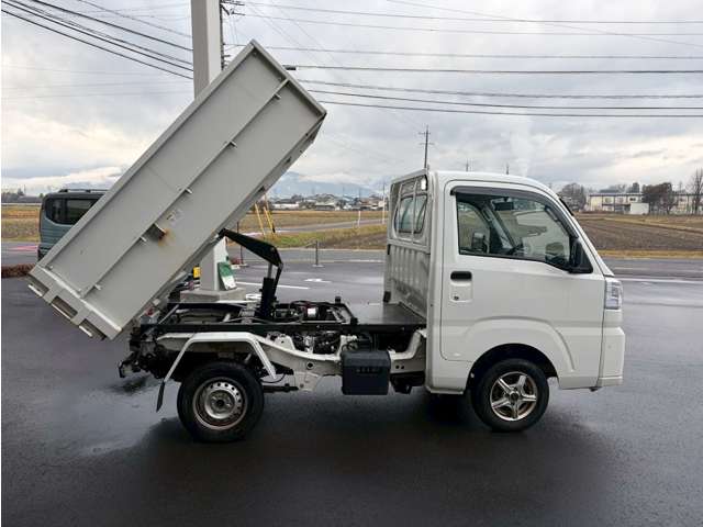 ダイハツ ハイゼットトラック ６６０ 清掃ダンプ 電動モーター式 スマートアシスト非装着車 １方開 ４ＷＤ R5年 () 99
