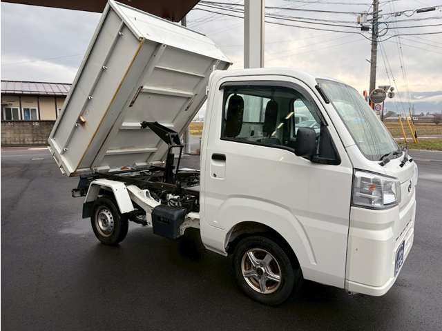 ダイハツ ハイゼットトラック ６６０ 清掃ダンプ 電動モーター式 スマートアシスト非装着車 １方開 ４ＷＤ R5年 () 99